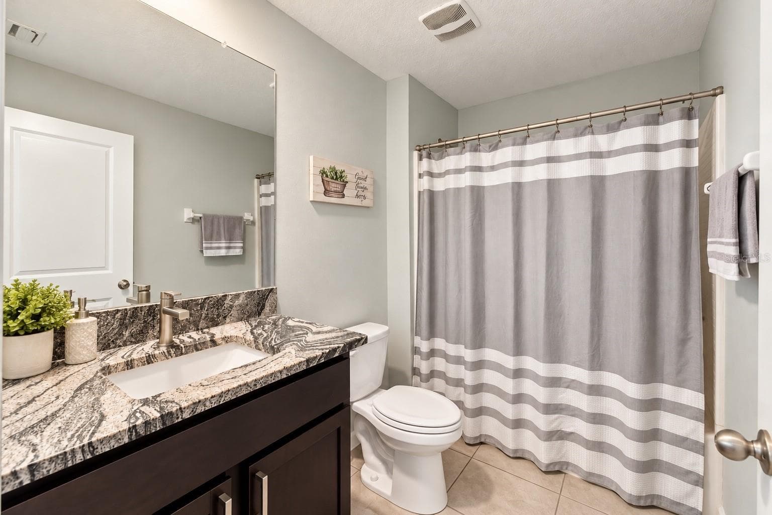 Guest bathroom - 5443 DIANTHA WAY, BROOKSVILLE