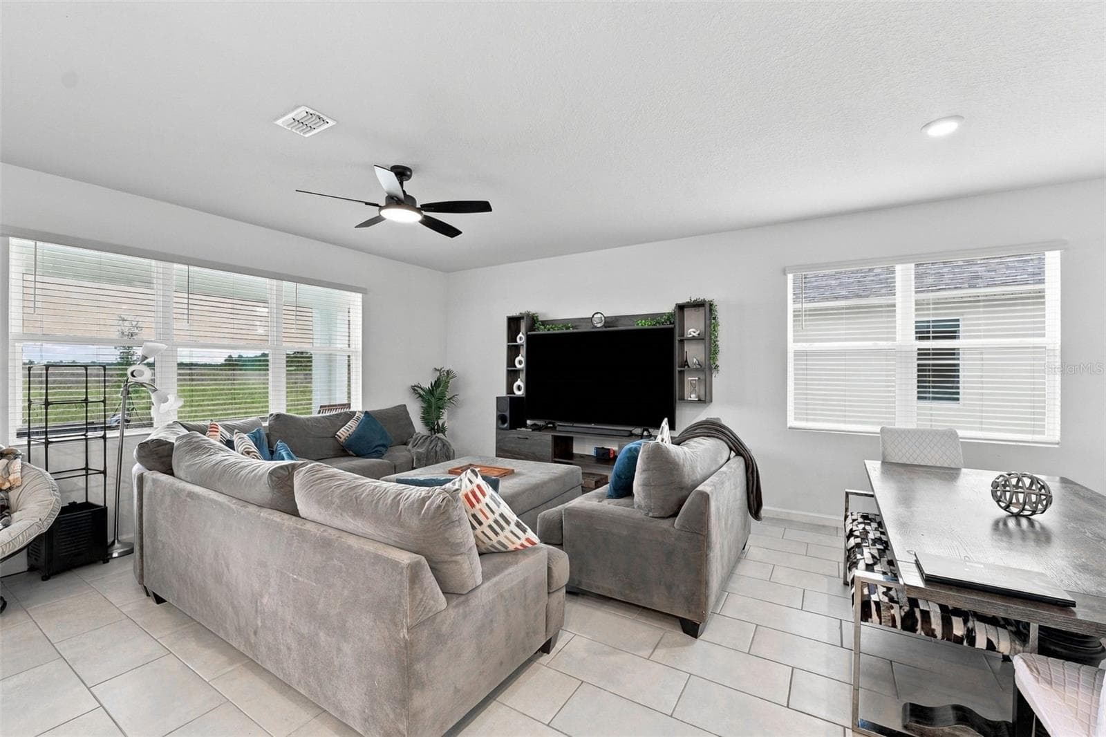 Single Family Residence at 1835 KYLAR DR NW, PALM BAY, photo 3 of 43