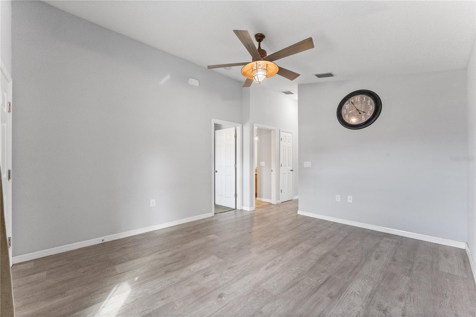 Single Family Residence at 6148 RIVER RD, NEW PORT RICHEY, photo 8 of 38