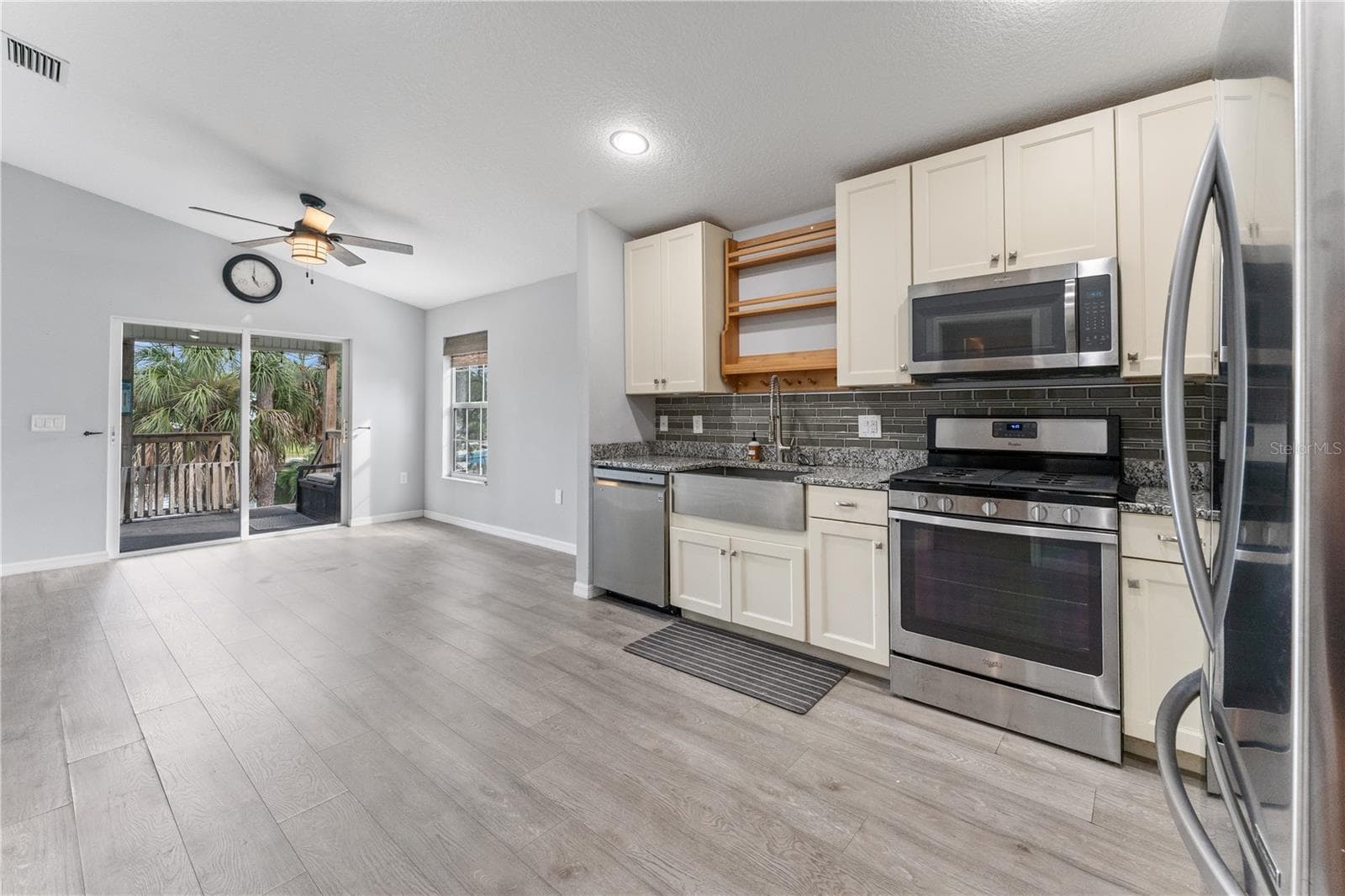 Single Family Residence at 6148 RIVER RD, NEW PORT RICHEY, photo 12 of 38
