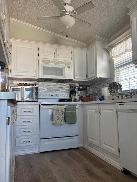 Manufactured Home at 9000 US HWY 192 #521, CLERMONT, photo 7 of 15