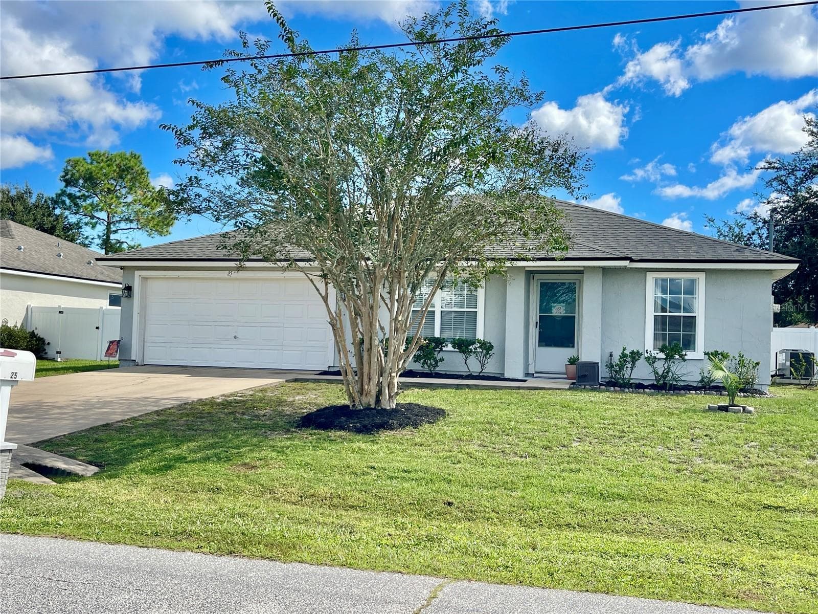 Single Family Residence at 25 ROCKINGHAM LN, PALM COAST, photo 7 of 26