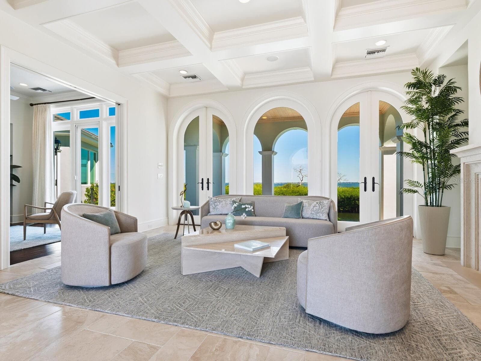 Single Family Residence at 560 HARBOR POINT RD, LONGBOAT KEY, photo 13 of 71