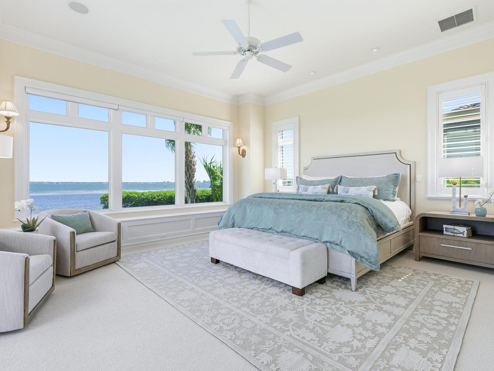 Single Family Residence at 560 HARBOR POINT RD, LONGBOAT KEY, photo 31 of 71