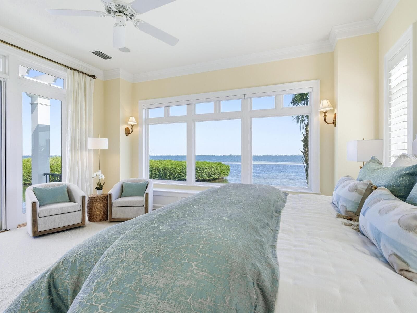 Single Family Residence at 560 HARBOR POINT RD, LONGBOAT KEY, photo 32 of 71