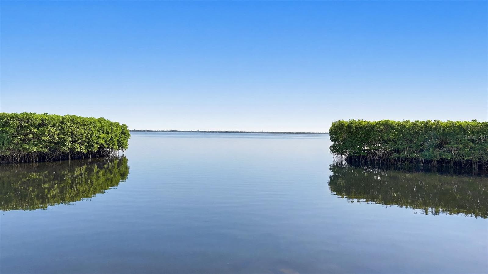 Single Family Residence at 560 HARBOR POINT RD, LONGBOAT KEY, photo 57 of 71