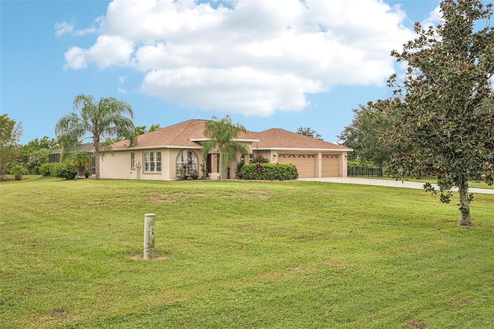 Single Family Residence at 18115 HOWLING WOLF RUN, PARRISH, photo 46 of 58