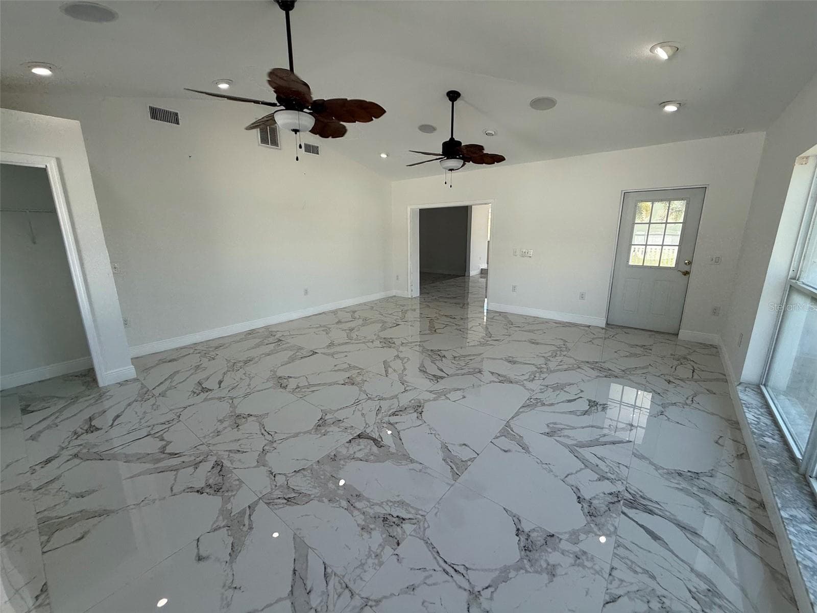 Single Family Residence at 13701 GARRIS DR, HUDSON, photo 17 of 32