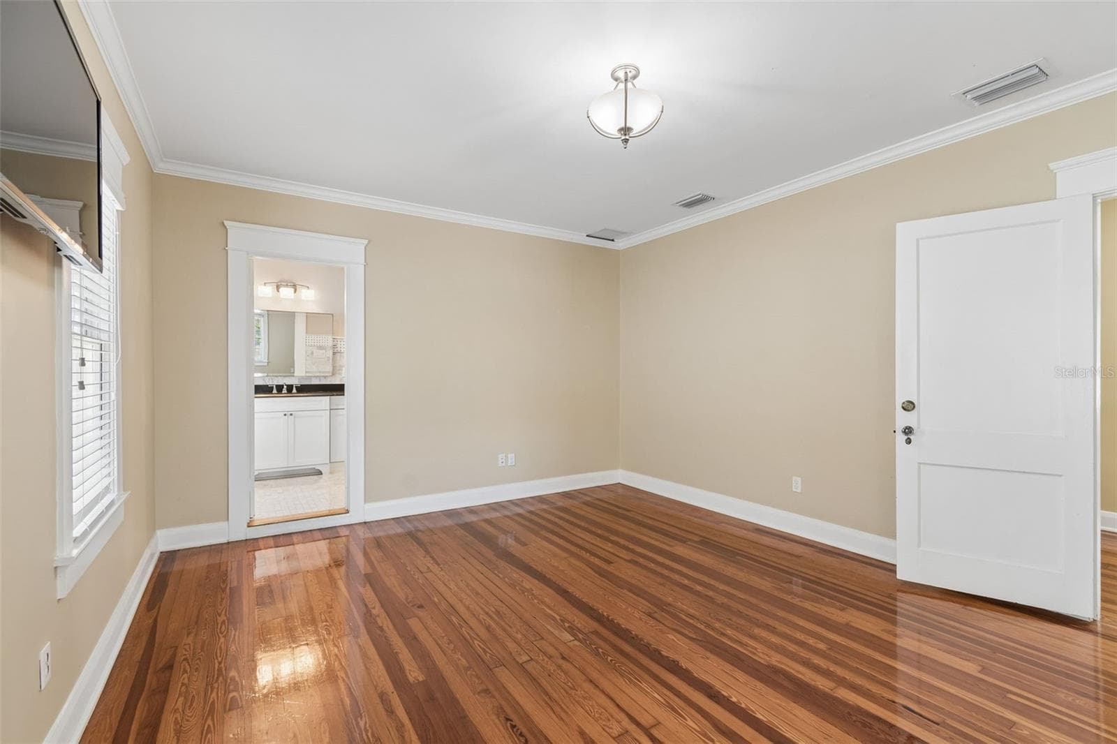 Single Family Residence at 1505 S HOWARD AVE, TAMPA, photo 31 of 51