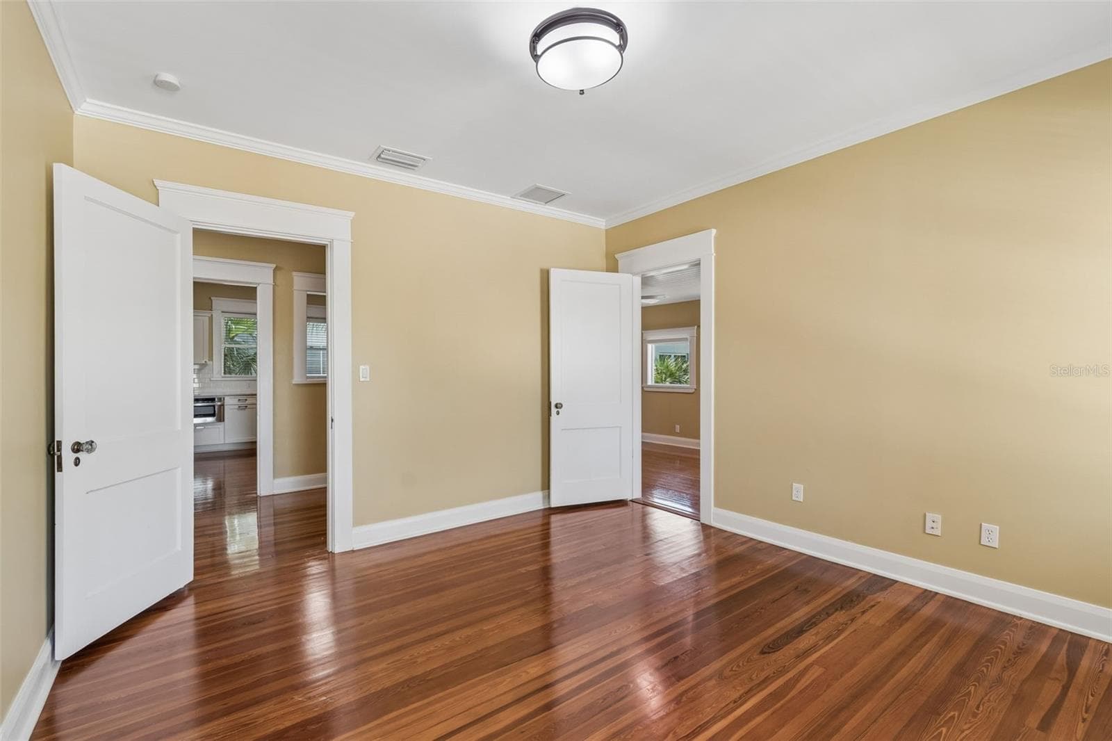 Single Family Residence at 1505 S HOWARD AVE, TAMPA, photo 42 of 51