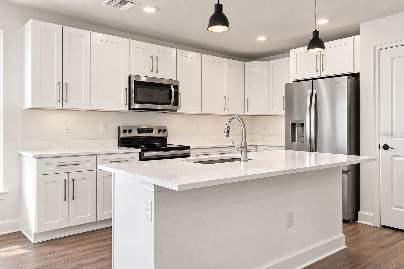 Kitchen - 11041 SPOONBILL RD, WEEKI WACHEE