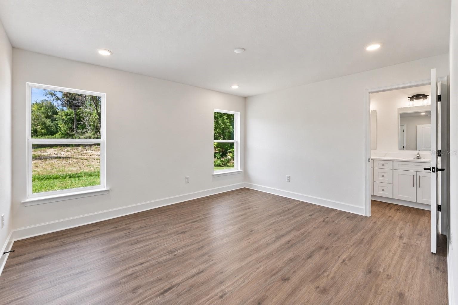 Primary bedroom - 11041 SPOONBILL RD, WEEKI WACHEE