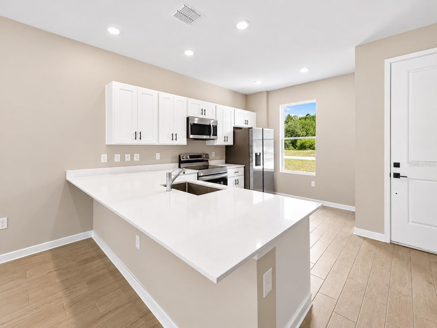 Single Family Residence at 6361 SW 129TH ST, OCALA, photo 3 of 11