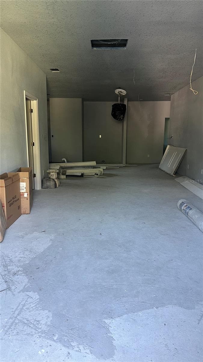 Single Family Residence at 3605 E CARACAS ST, TAMPA, photo 3 of 12