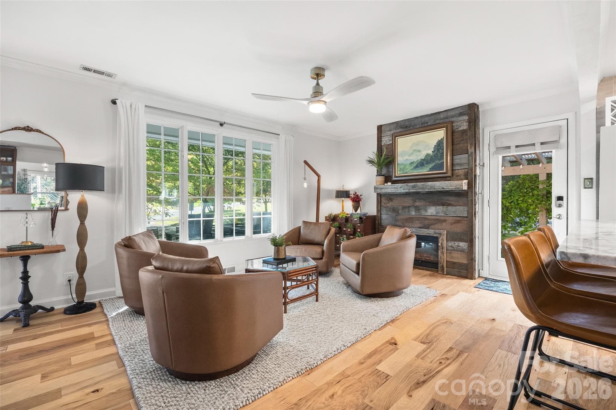 Single Family Residence at 5145 Murrayhill Drive, Charlotte, photo 7 of 48