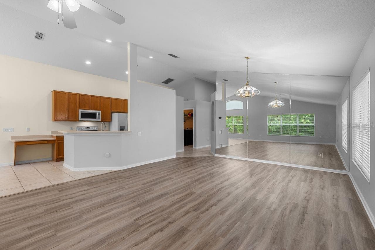 Single Family Residence at 3179 STONEHURST CIR, KISSIMMEE, photo 42 of 143