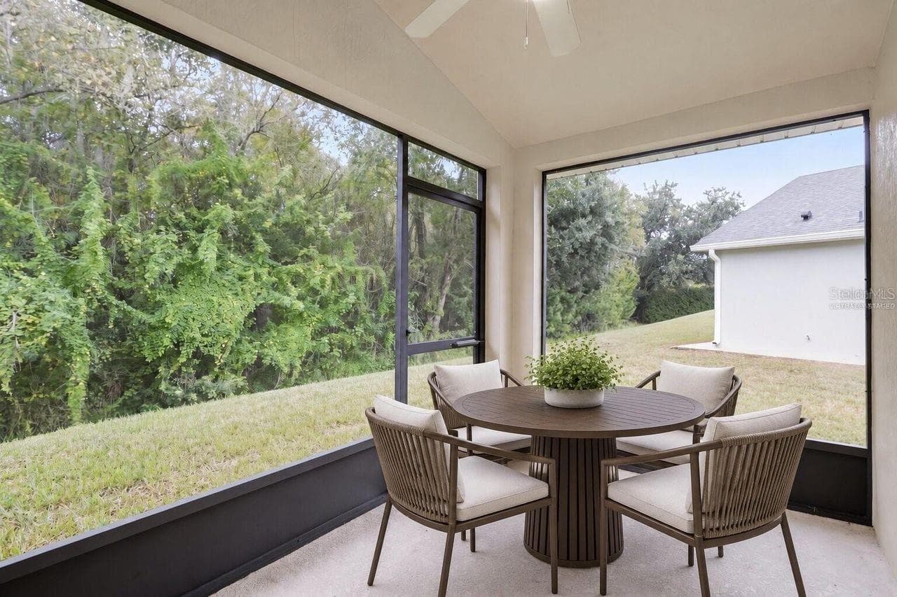 virtually staged - 3179 STONEHURST CIR, KISSIMMEE