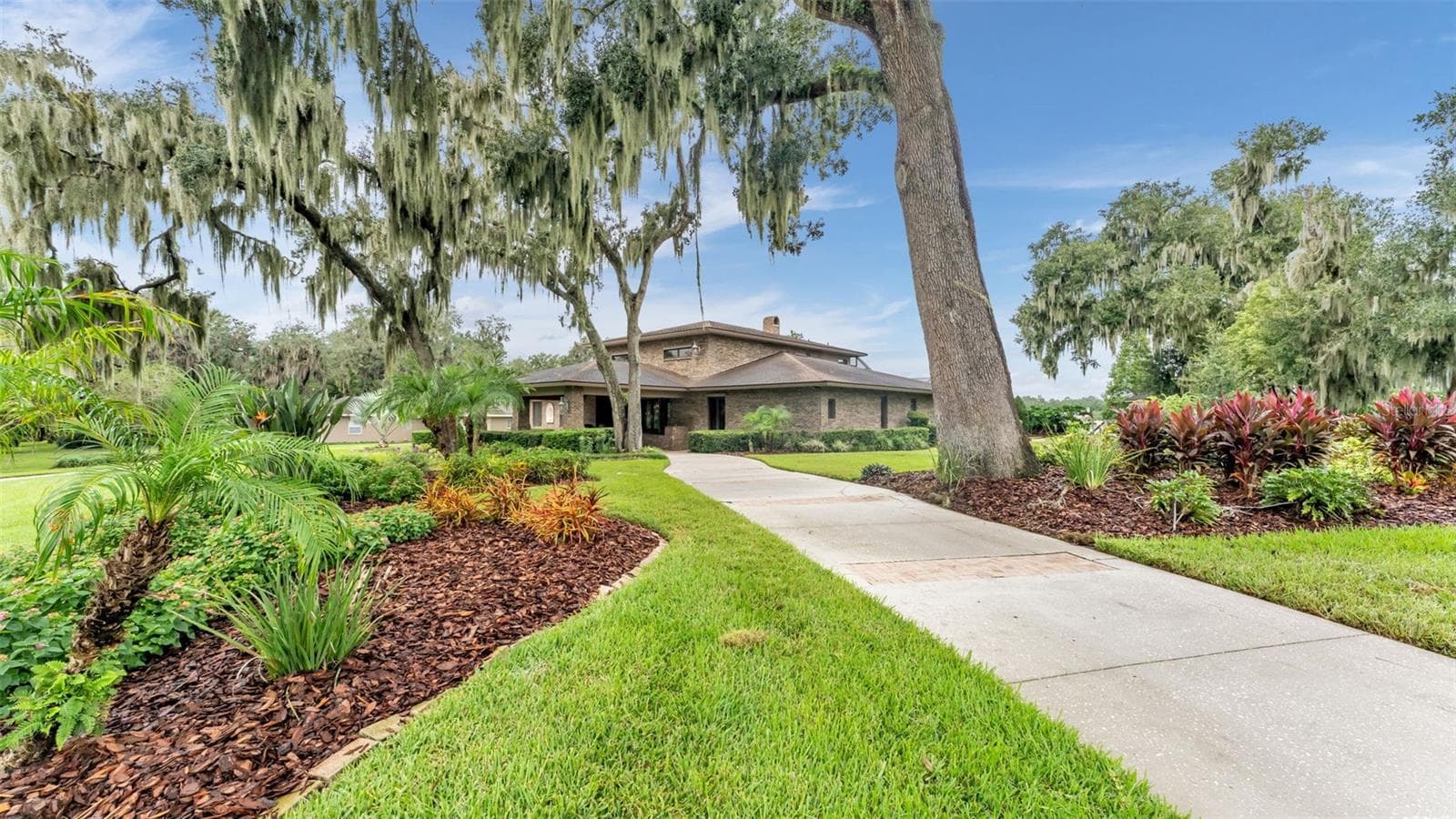 Single Family Residence at 148 E CHRISTINA BLVD, LAKELAND, photo 93 of 115