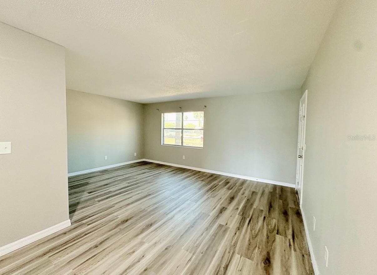Condominium at 9005 TUDOR DR #H105, TAMPA, photo 3 of 5