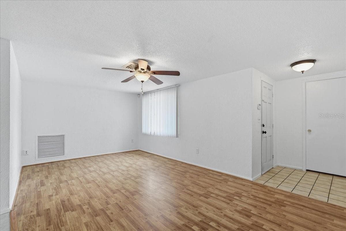 Single Family Residence at 12404 COBBLE STONE DR, HUDSON, photo 2 of 48