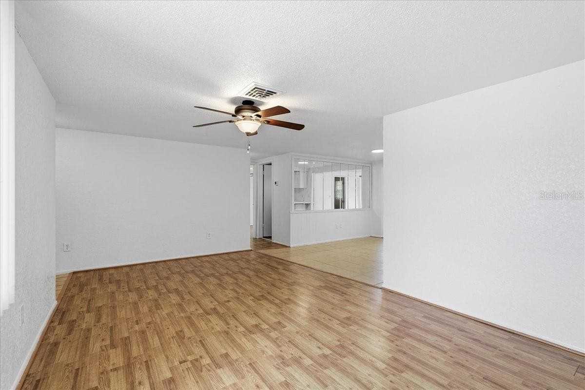 Single Family Residence at 12404 COBBLE STONE DR, HUDSON, photo 11 of 48