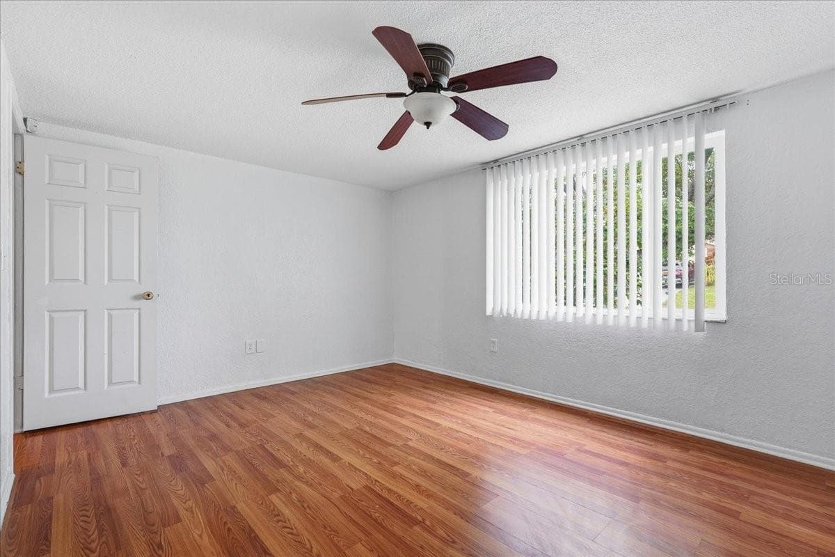 Single Family Residence at 12404 COBBLE STONE DR, HUDSON, photo 26 of 48