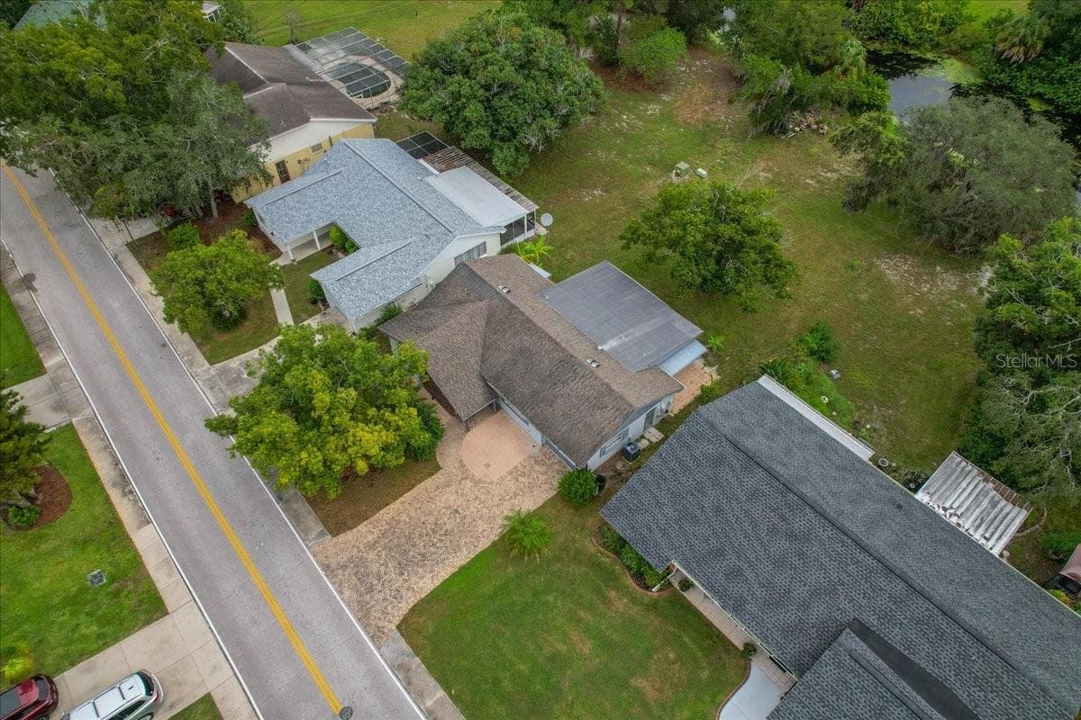 Single Family Residence at 12404 COBBLE STONE DR, HUDSON, photo 43 of 48