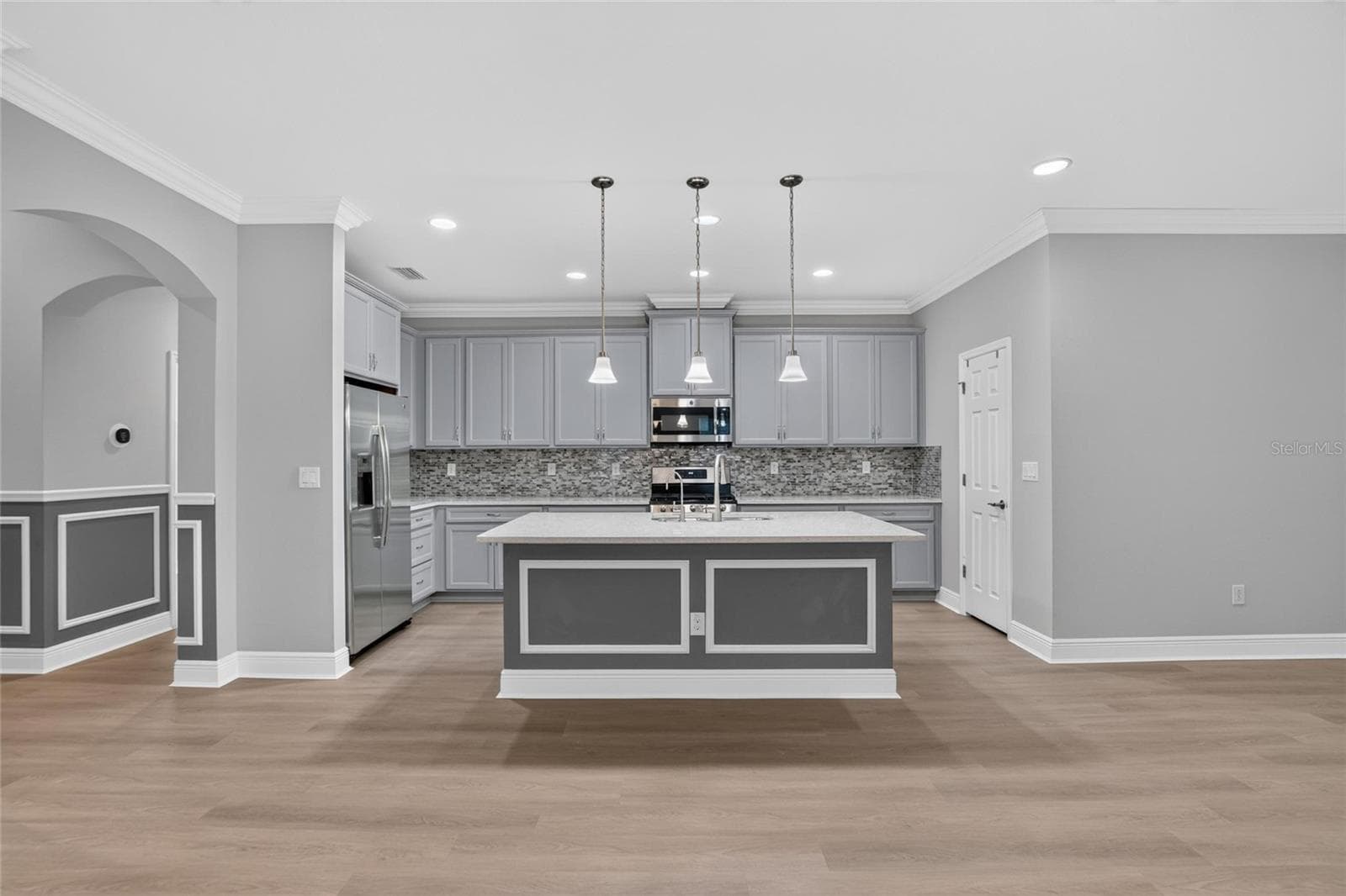 Single Family Residence at 6134 COLMAR PL, APOLLO BEACH, photo 4 of 73