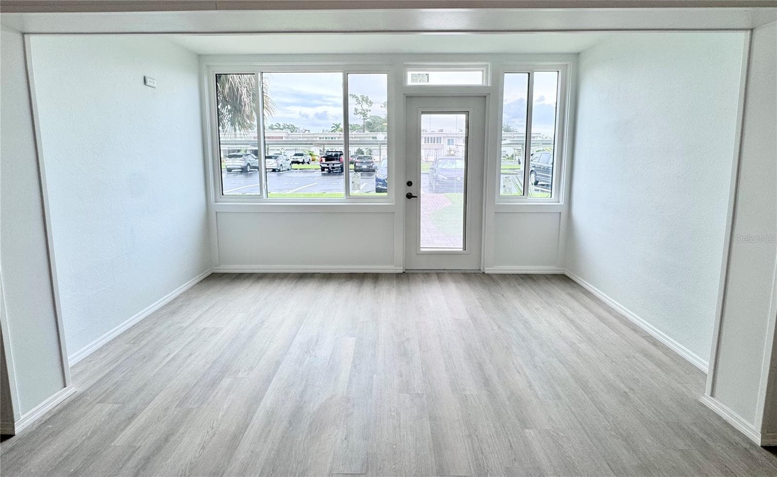 Condominium at 21280 BRINSON AVE #113, PORT CHARLOTTE, photo 4 of 33