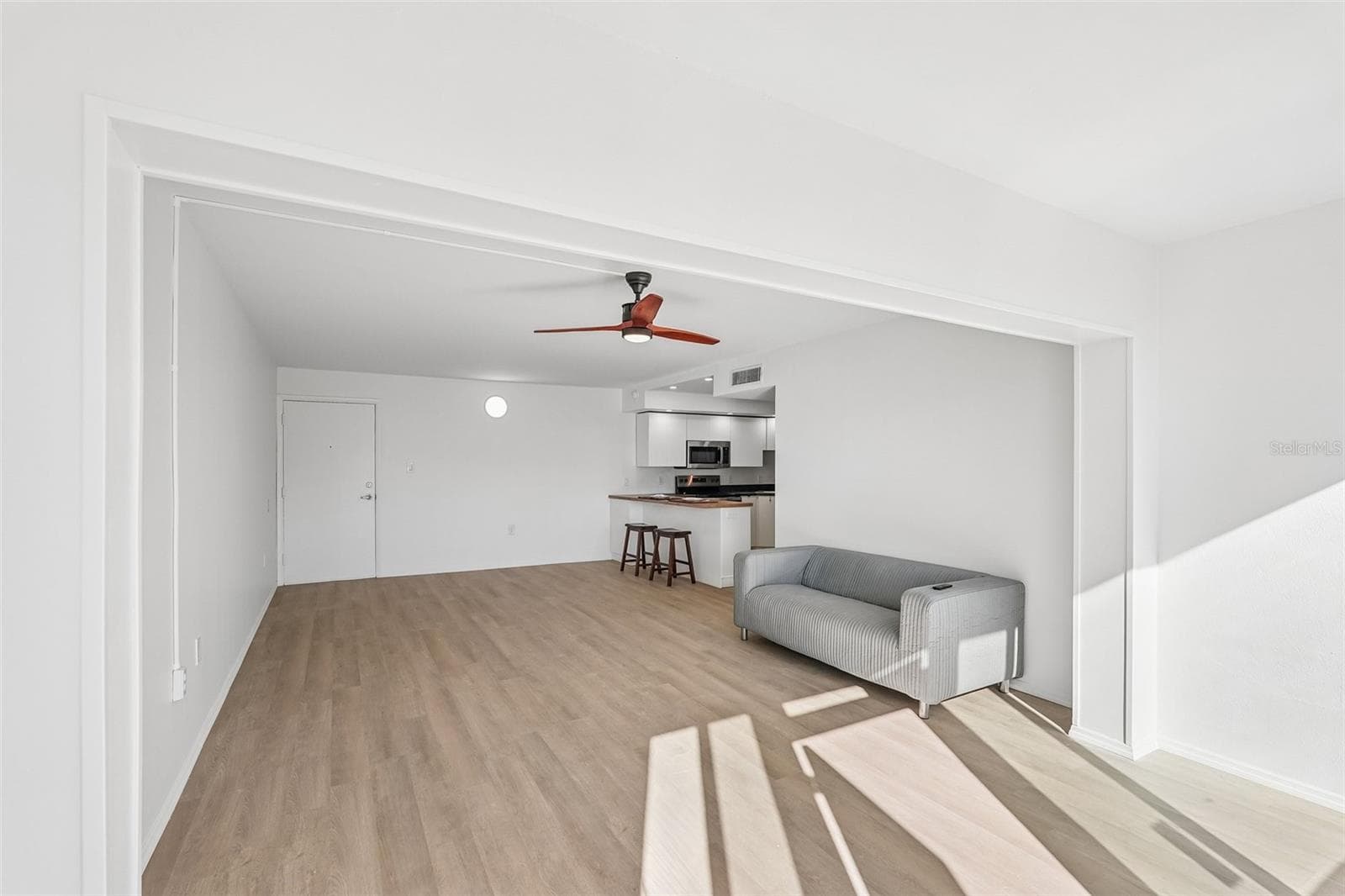 Condominium at 21280 BRINSON AVE #113, PORT CHARLOTTE, photo 5 of 33