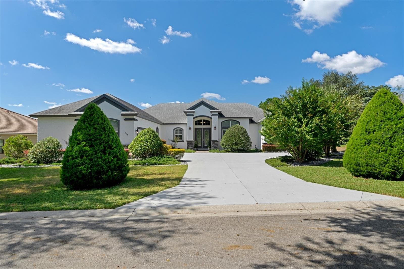 Single Family Residence at 224 S PALADINN CIR, INVERNESS, photo 5 of 95