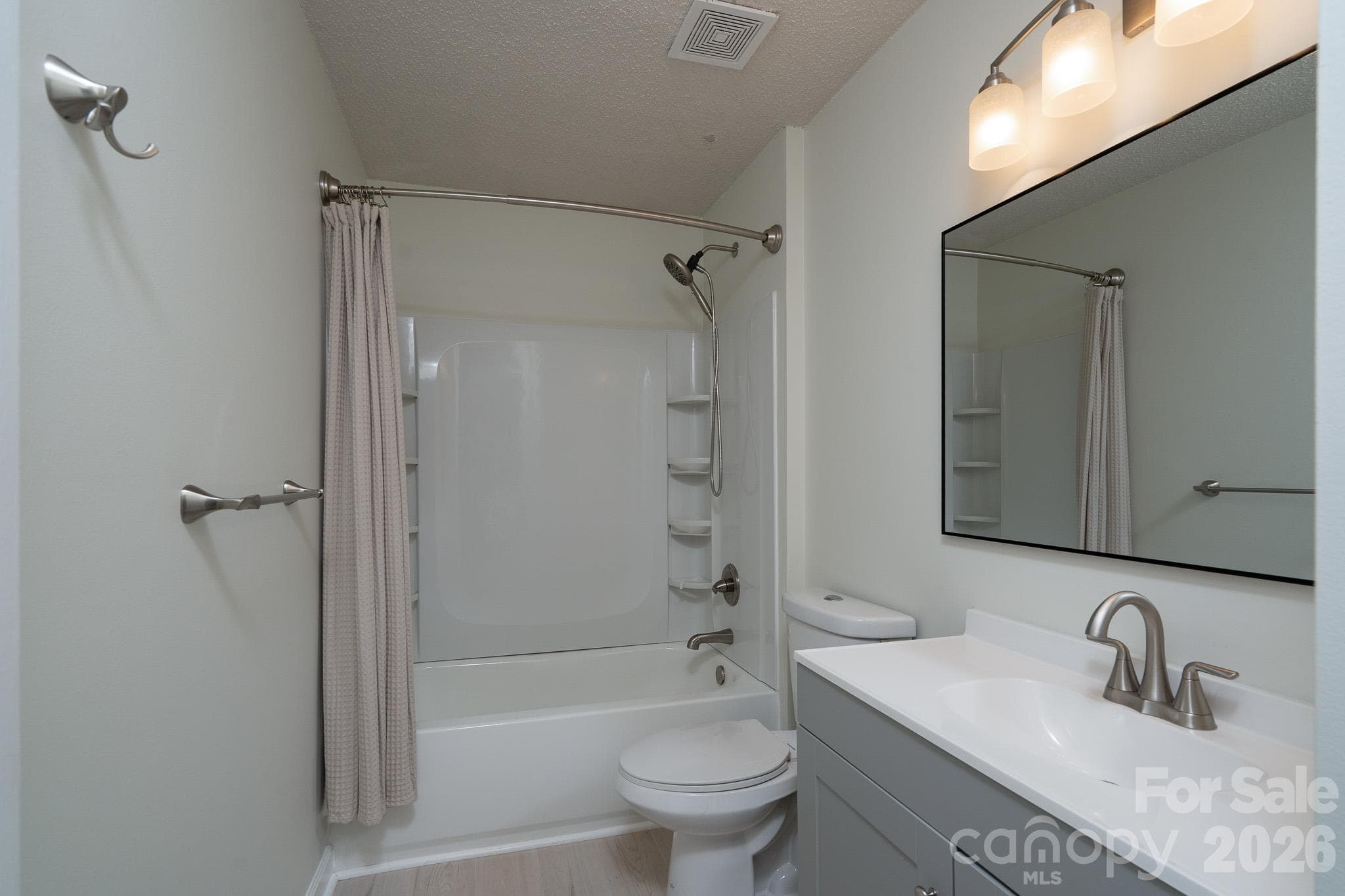 Single Family Residence at 5418 Groveton Court, Charlotte, photo 37 of 43