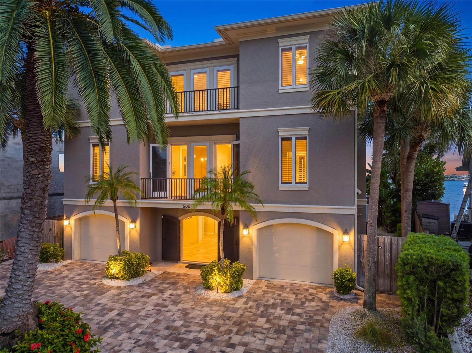 Single Family Residence at 505 HARBOR DR, BELLEAIR BEACH, photo 3 of 71