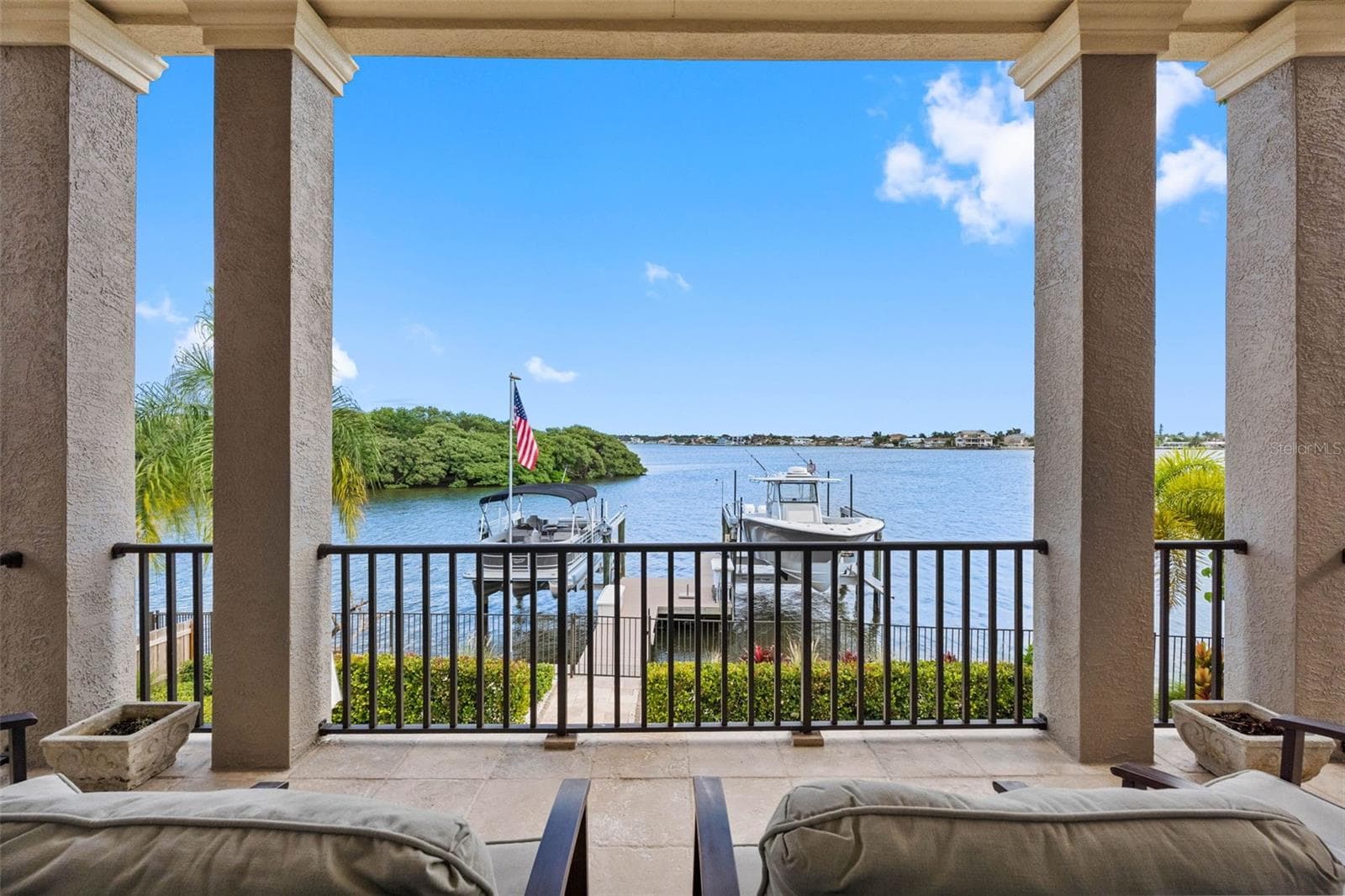 Single Family Residence at 505 HARBOR DR, BELLEAIR BEACH, photo 24 of 71