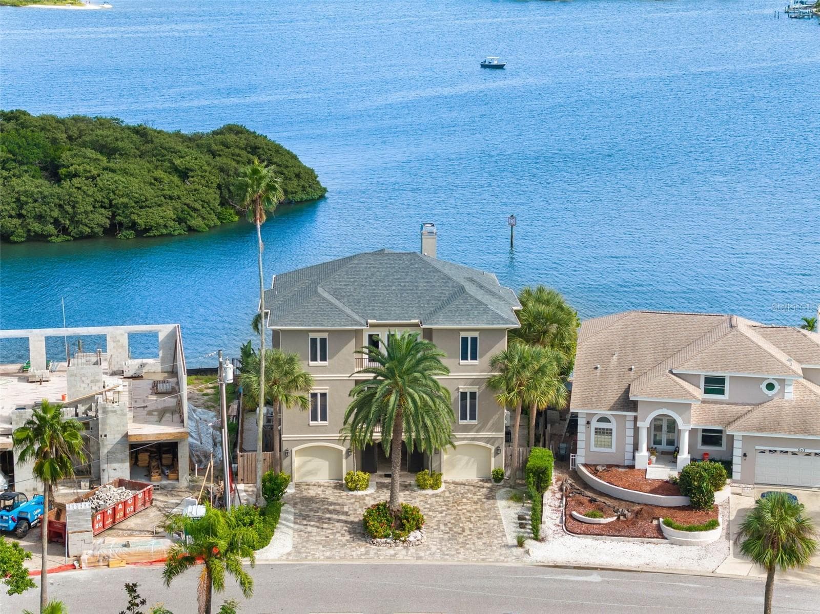 Single Family Residence at 505 HARBOR DR, BELLEAIR BEACH, photo 68 of 71