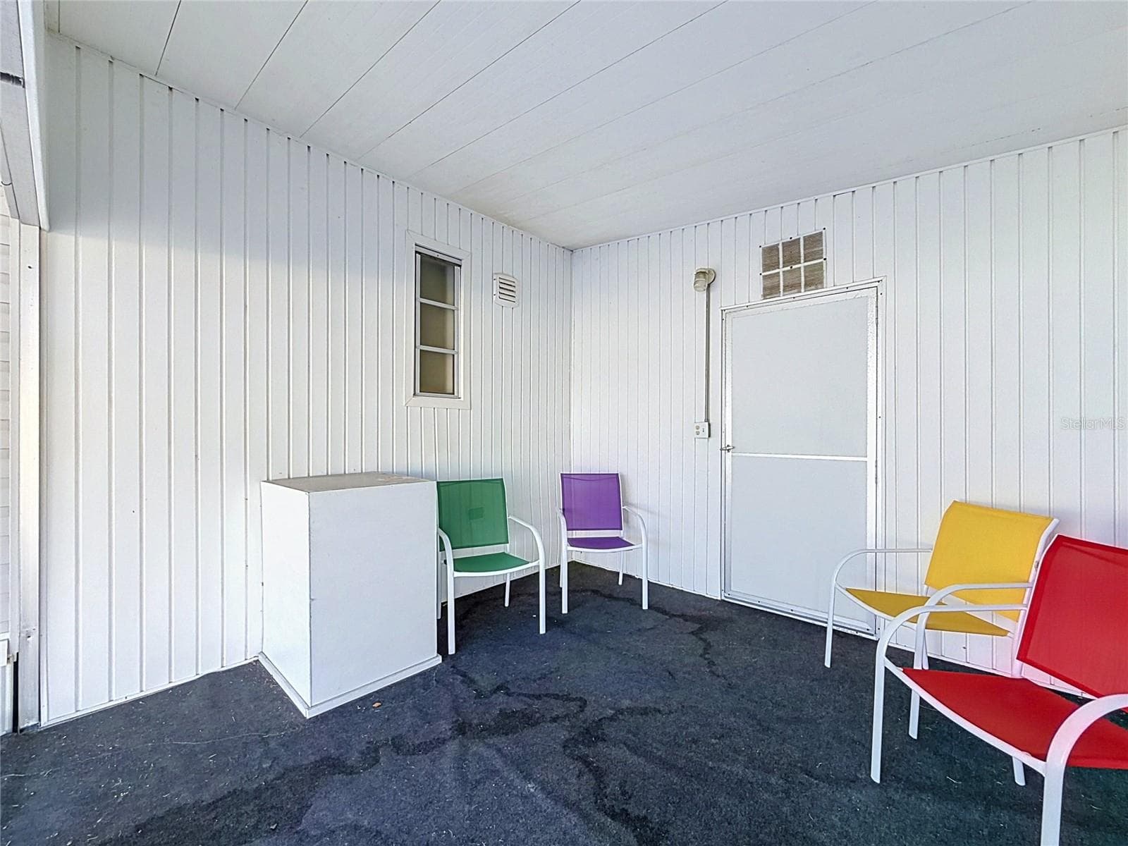 COVERED PRIVATE PATIO AREA - 10494 GAZEBO DR #339, LARGO