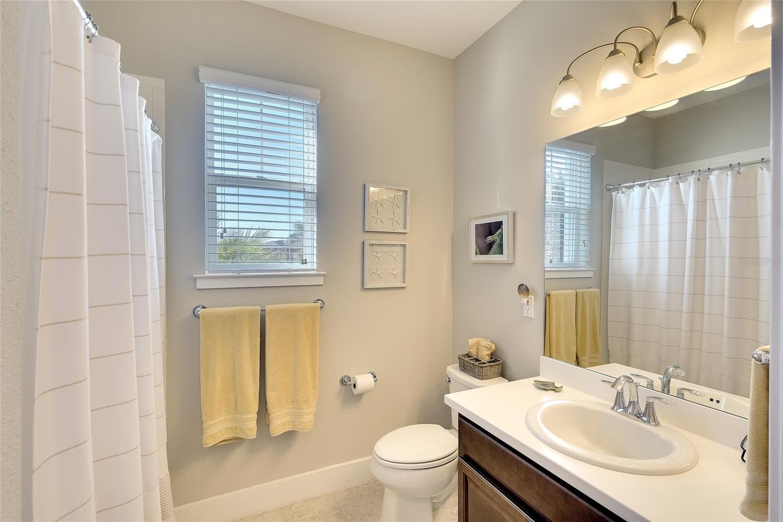 Bathroom 2 - 5048 COURSE DR, SARASOTA
