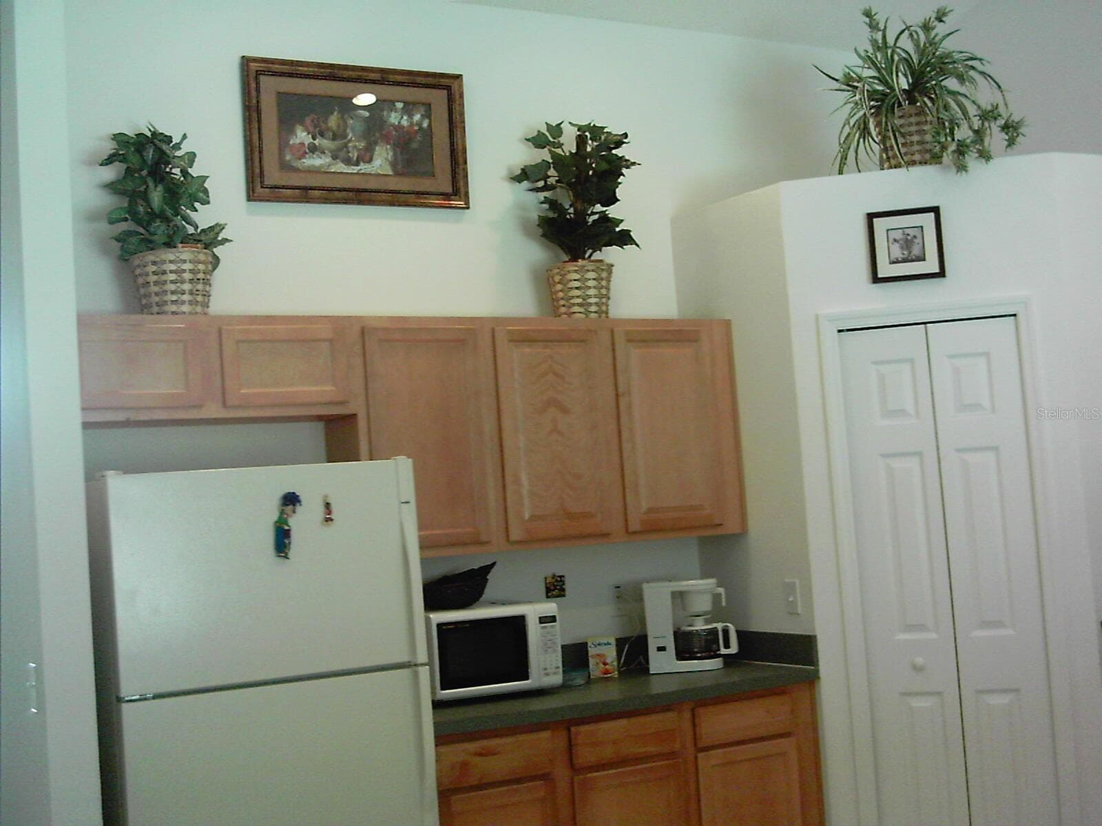 Single Family Residence at 229 CHURCHILL CT, KISSIMMEE, photo 4 of 12