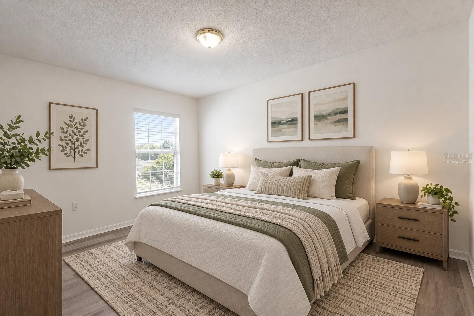 Virtually Staged - 359 VELVETEEN PL, CHULUOTA