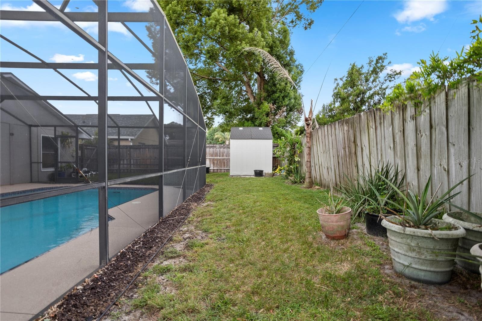 Side Yard - 1818 CROWNWOOD DR, ORLANDO