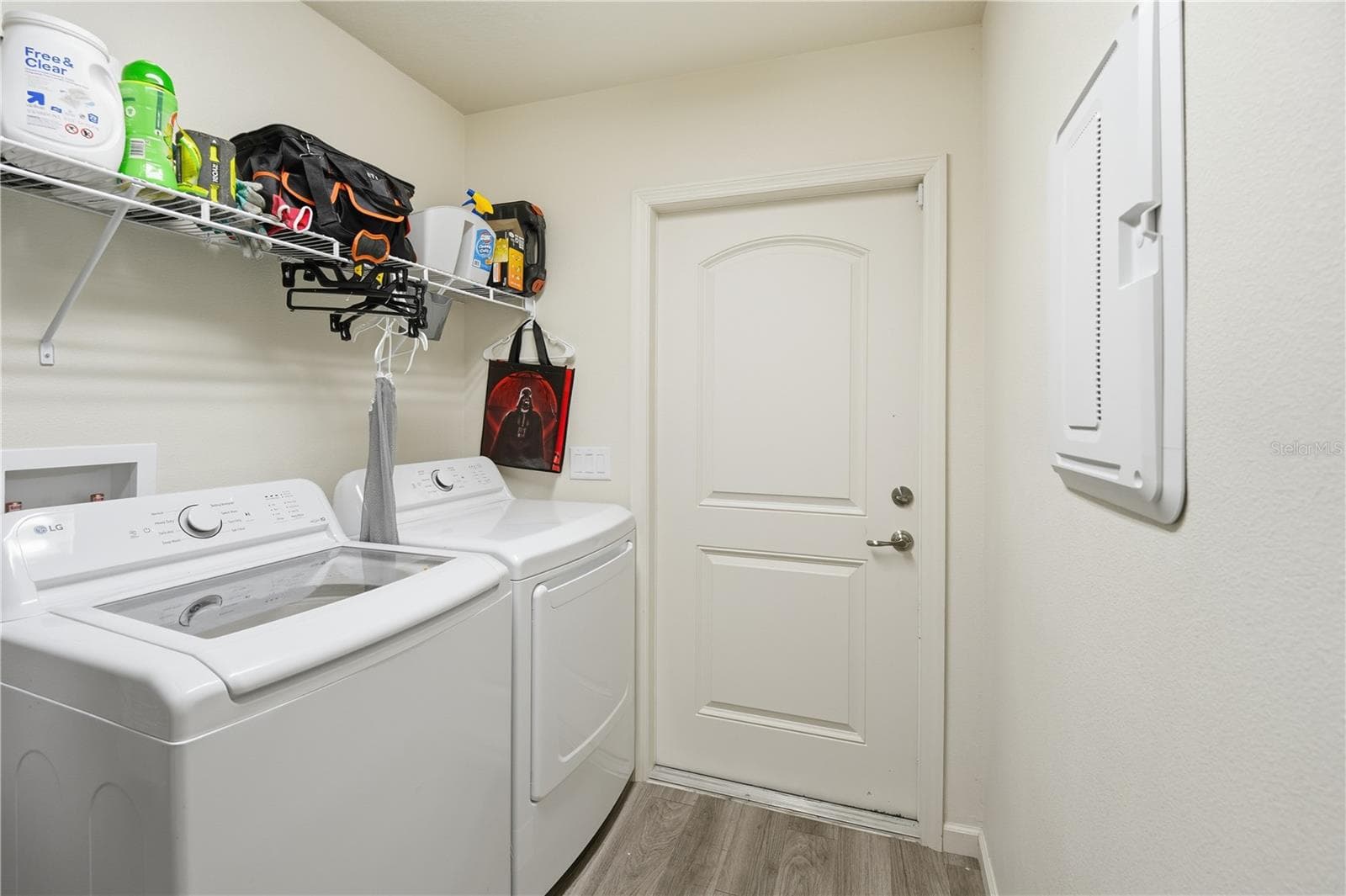 Single Family Residence at 143 W 13TH ST, APOPKA, photo 9 of 21