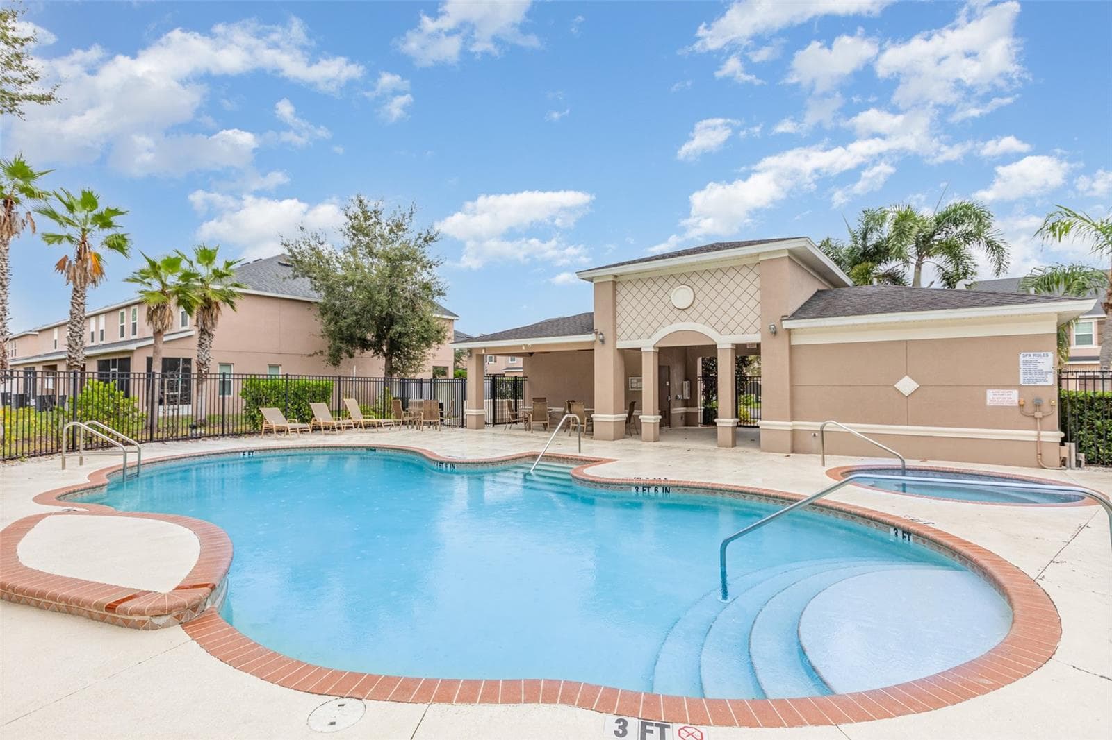 Pool & Jacuzzi!! - 1125 GRANTHAM DR, SARASOTA