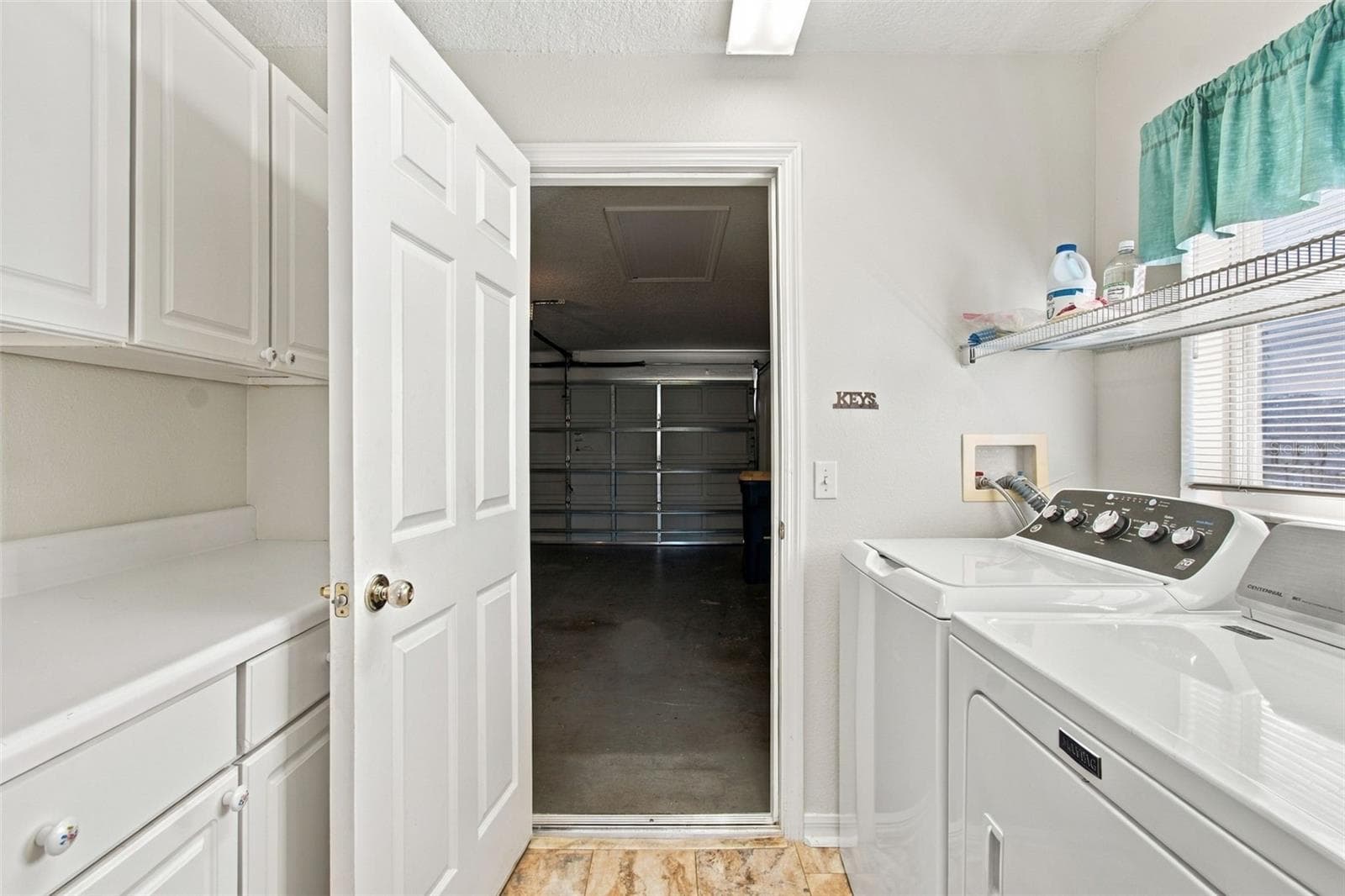 Laundry - 11115 SUN TREE RD, HUDSON