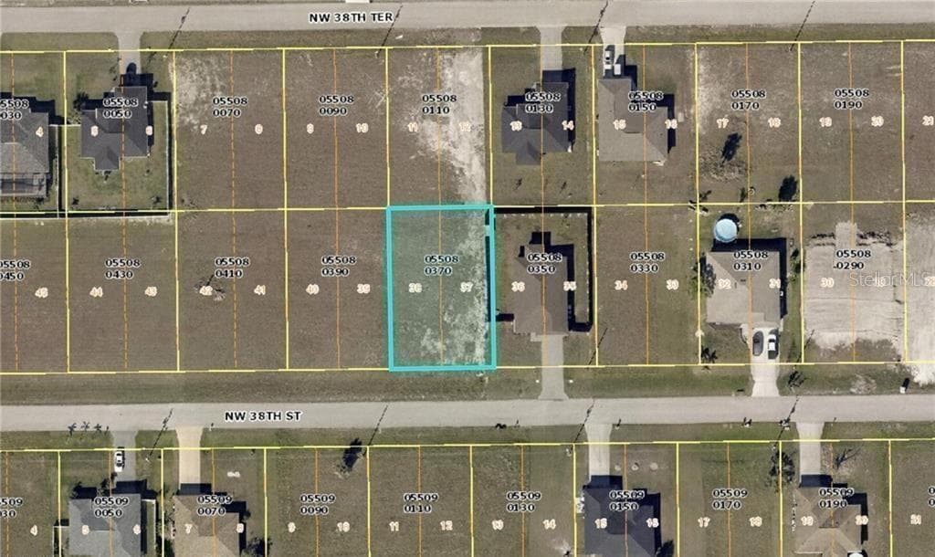 3907 NW 38TH ST
