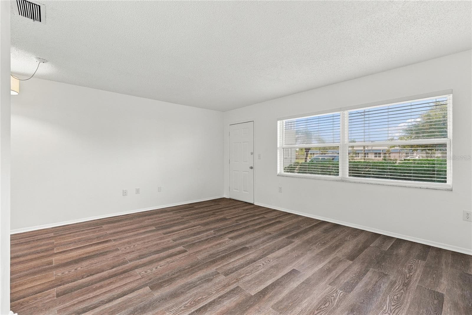 Condominium at 5060 76TH AVE N #105, PINELLAS PARK, photo 10 of 34