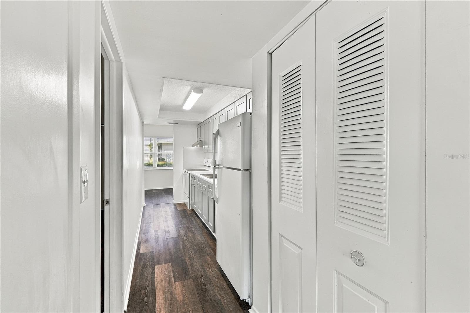 Condominium at 5060 76TH AVE N #105, PINELLAS PARK, photo 12 of 34