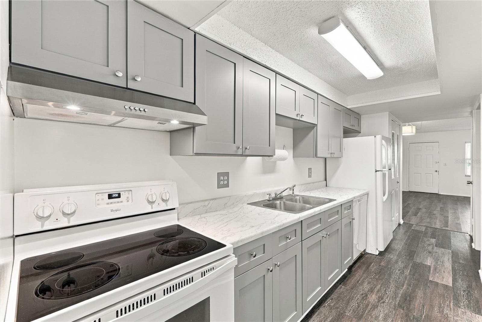 Condominium at 5060 76TH AVE N #105, PINELLAS PARK, photo 15 of 34