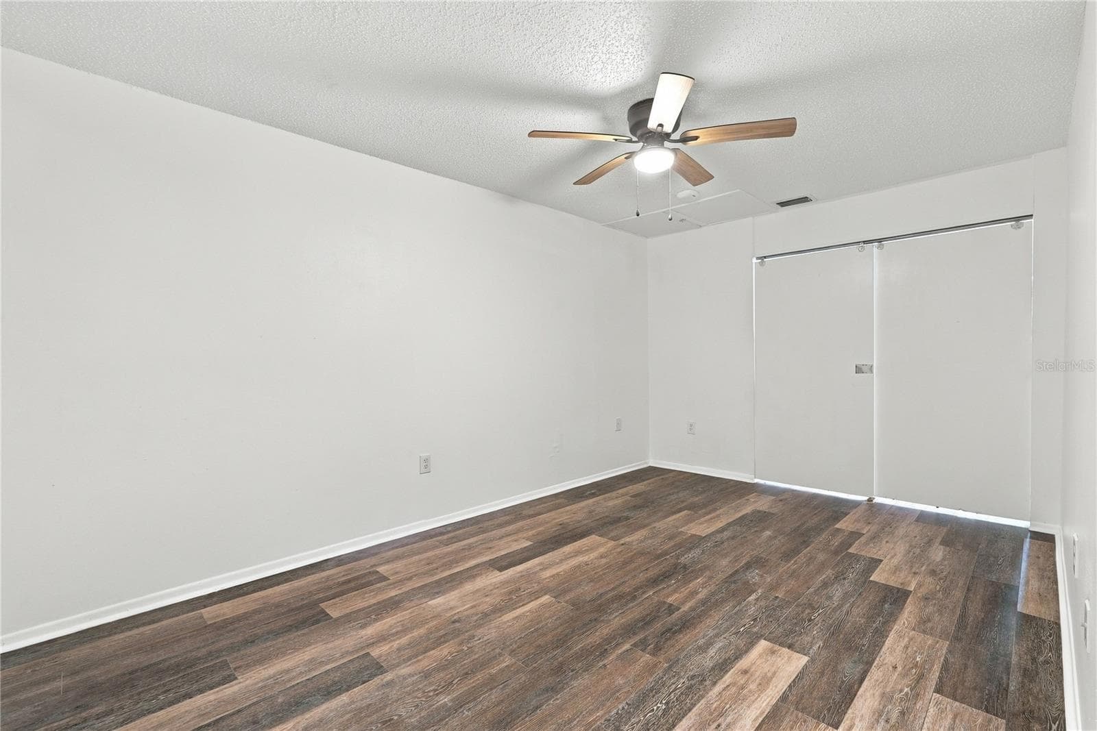 Condominium at 5060 76TH AVE N #105, PINELLAS PARK, photo 16 of 34