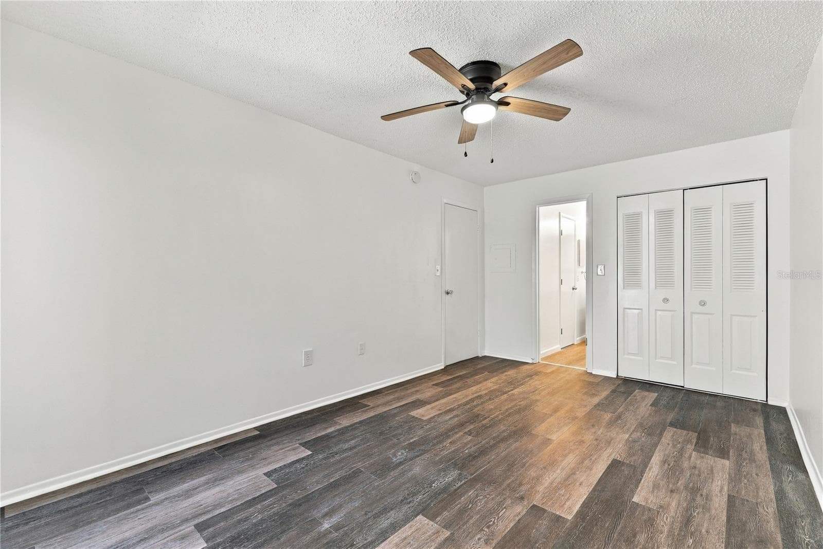 Condominium at 5060 76TH AVE N #105, PINELLAS PARK, photo 19 of 34