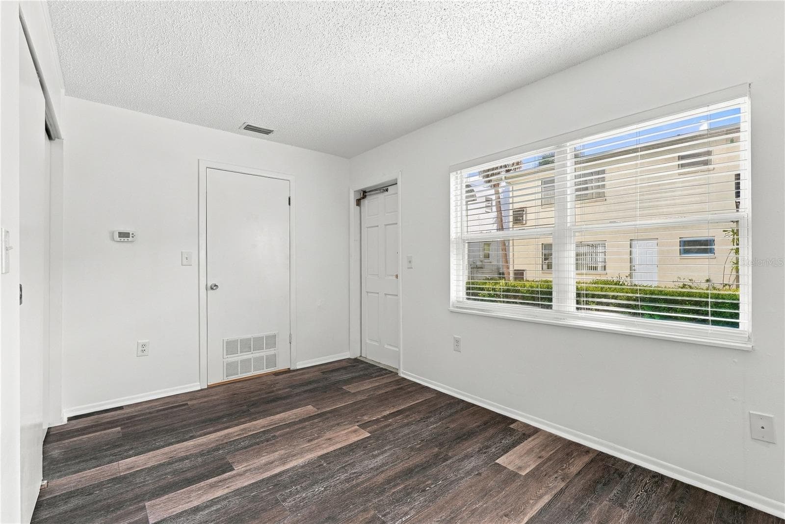 Condominium at 5060 76TH AVE N #105, PINELLAS PARK, photo 21 of 34
